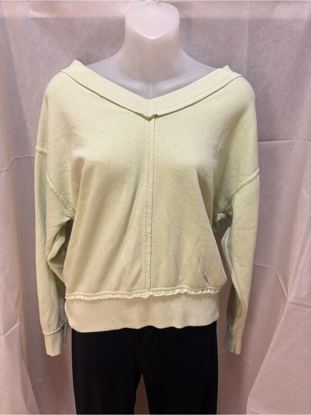Hippie Rose Light Green V-Neck Pullover Sweatshirt